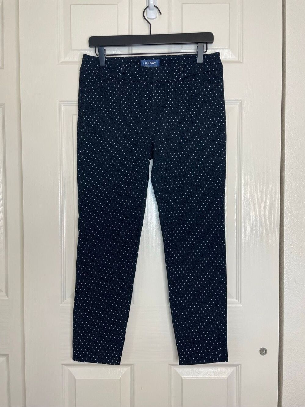 Old Navy Pixie Mid Rise Ankle Pants Black with White Dots Size 8 - Picture 9 of 9